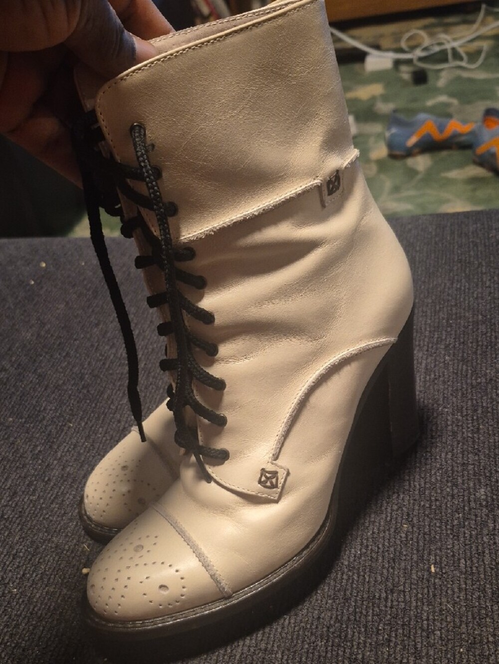 Charles David Cream Lace-Up Heeled Brogue Boots with Black Laces - Picture 4 of 12